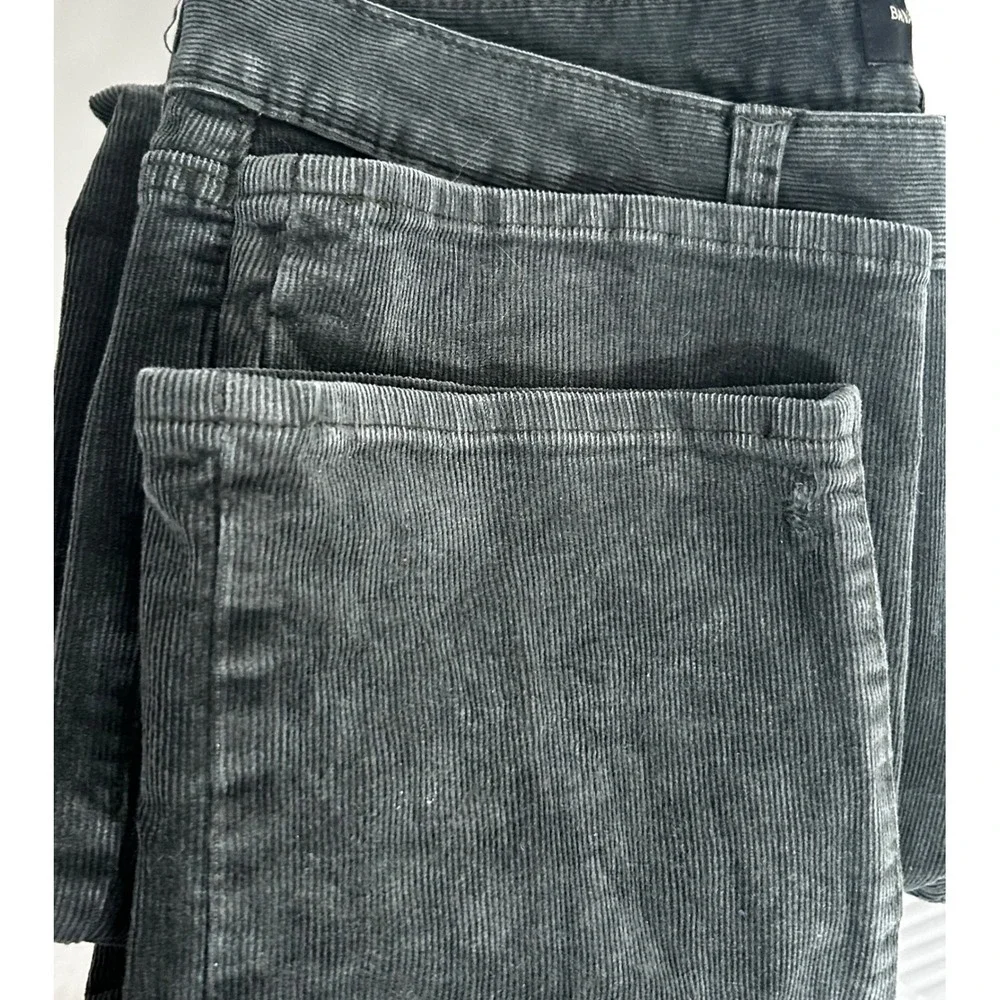 Banana Republic Slim Fit Gray Corduroy‎ Pants Men's Tagged 32x32 Actual 33x30.75